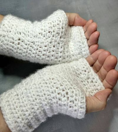 Alternate image for White Crocheted Cabled Wrist Warmers