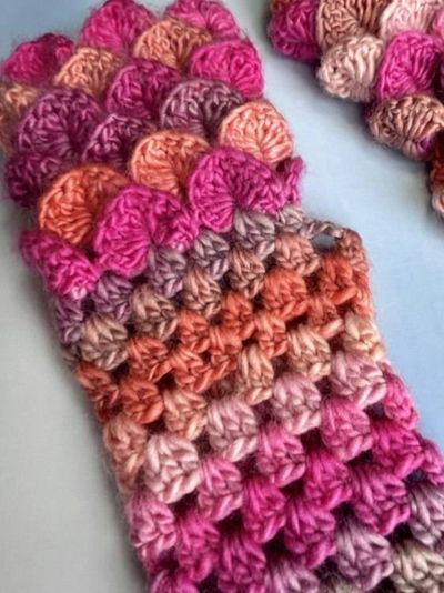 Alternate image for Crocheted Dragon Scale Fingerless Gloves Pink Orange