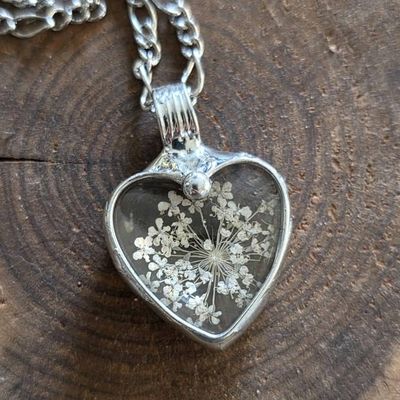 Alternate image for Queen Annes Lace Glass Heart Pendant, Pressed Flower Necklace, 13th Anniversary Gift for Wife