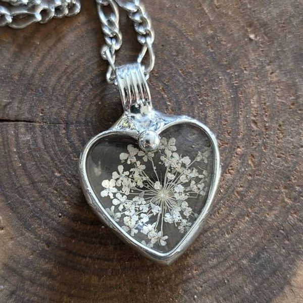 Alternate image for Queen Annes Lace Glass Heart Pendant, Pressed Flower Necklace, 13th Anniversary Gift for Wife