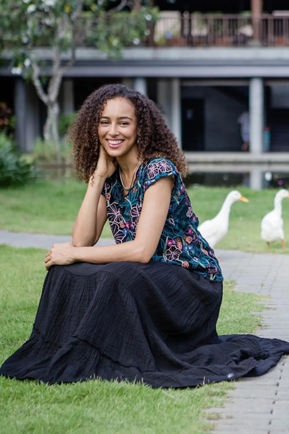 Alternate item image