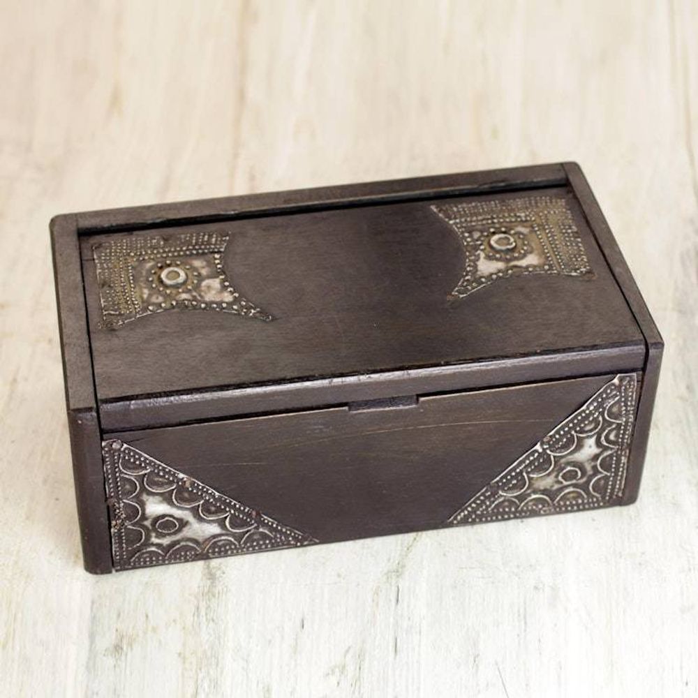 Main item image