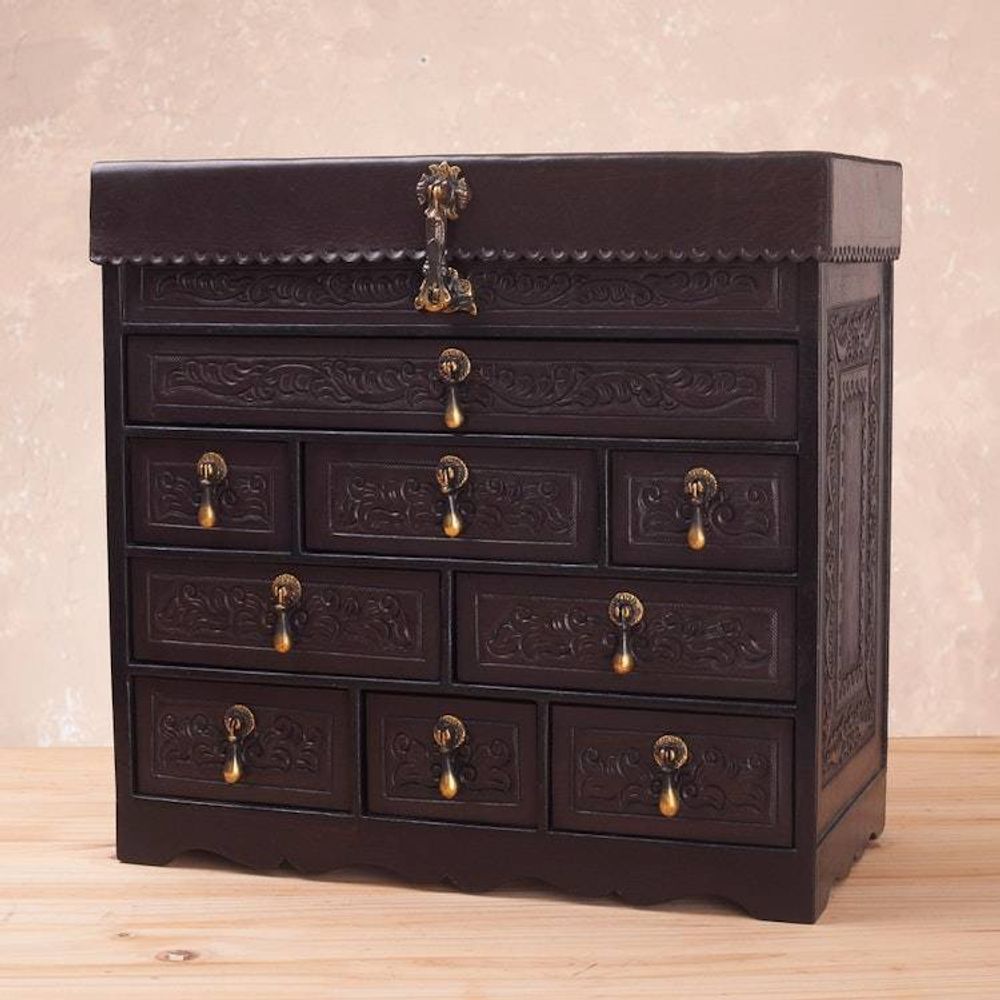 Main item image