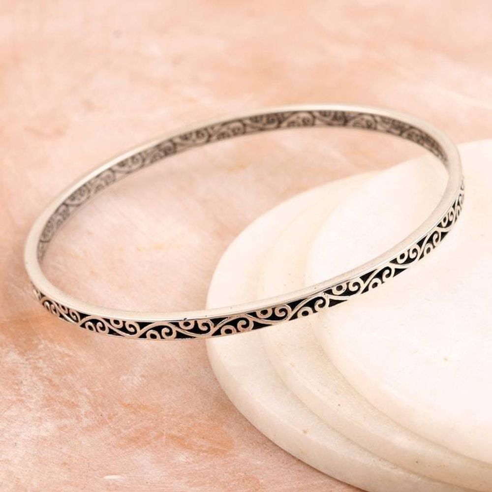 Main item image