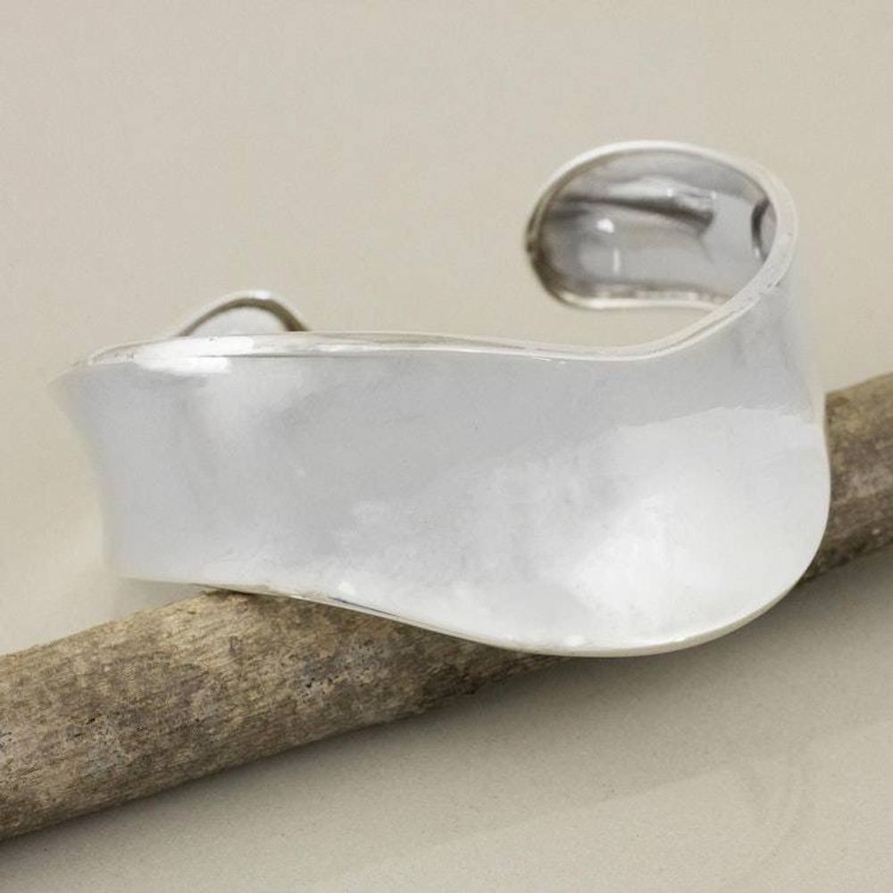 Main item image