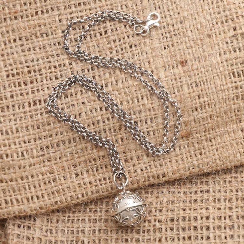 Main item image