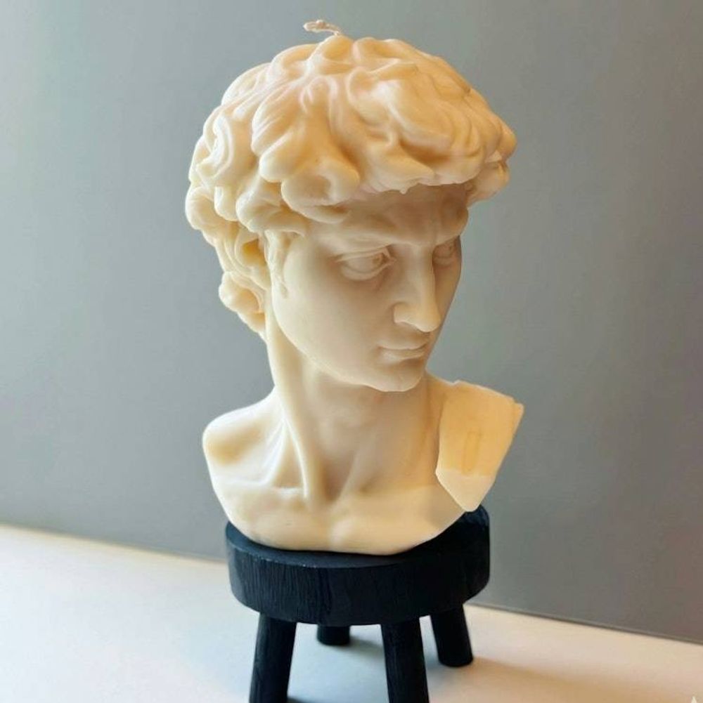 Main item image