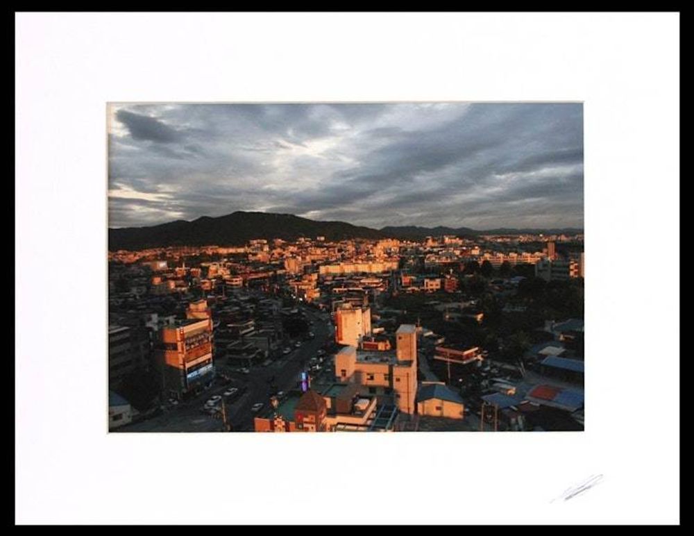 Main item image