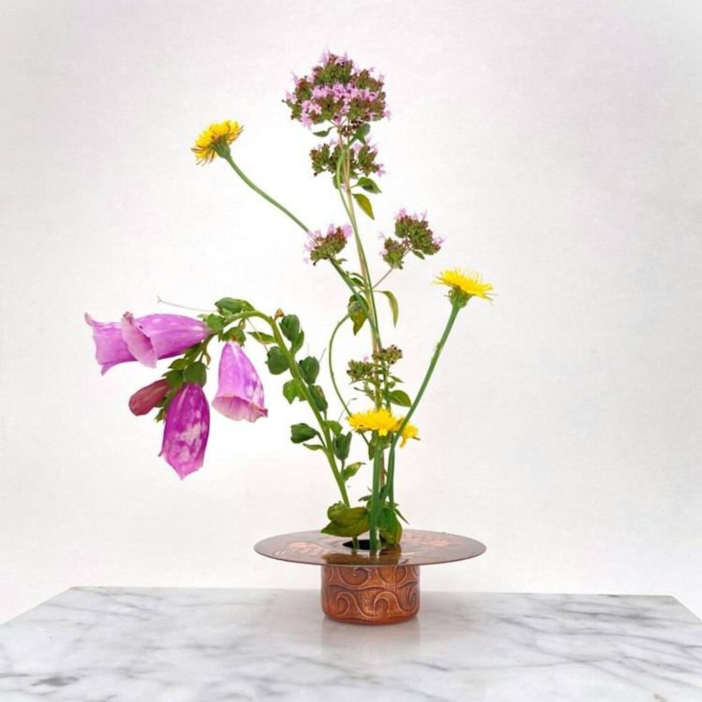 Main item image